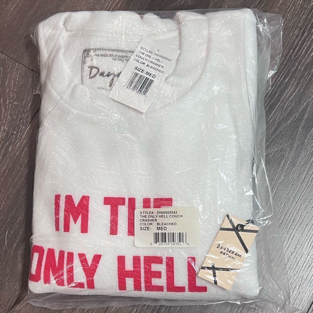 Daydream Nation The Only Hell My Mama Ever Raised SS, White and Red. Medium. NWT - Picture 3 of 8